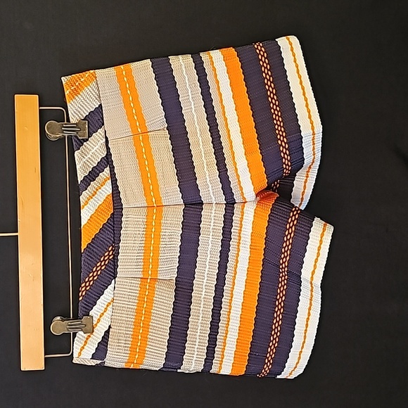 Trina Turk Shorts - Picture 2 of 4